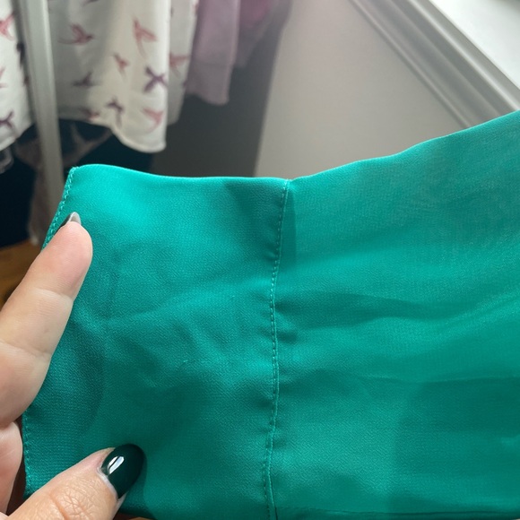 BCBG top - Picture 2 of 7